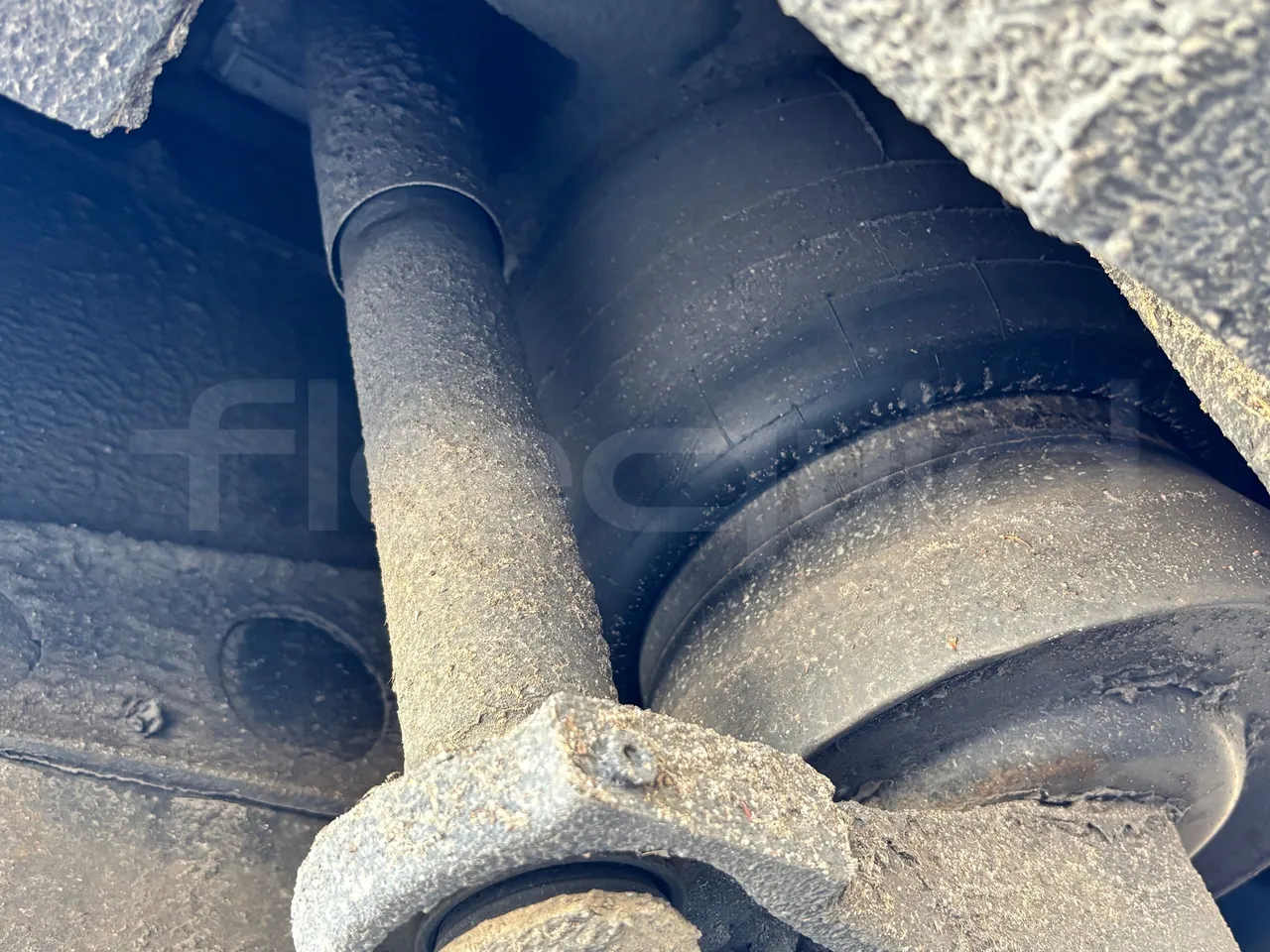Solaris Urbino - Second Axle Second Shock Absorbers Left Side