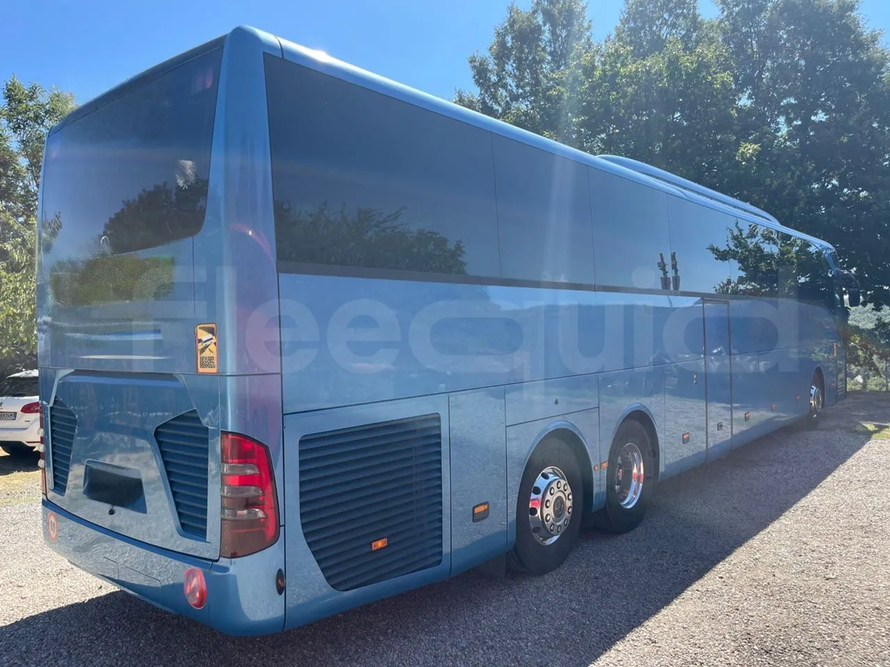 Mercedes-Benz Tourismo RHD L-EUR6-315Kw-13,99m - 3/4 right rear doors closed