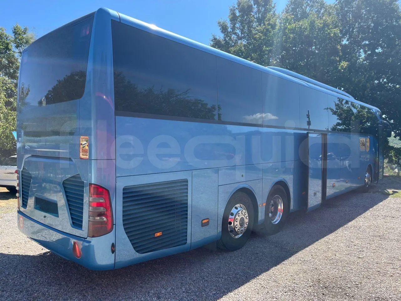 Mercedes-Benz Tourismo RHD L-EUR6-315Kw-13,99m - 3/4 right rear doors open
