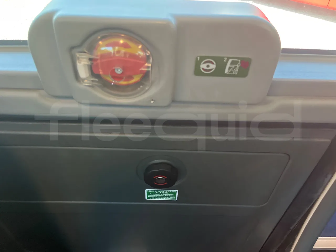 Mercedes-Benz Tourismo RHD L-EUR6-315Kw-13,99m - camera accessories photo