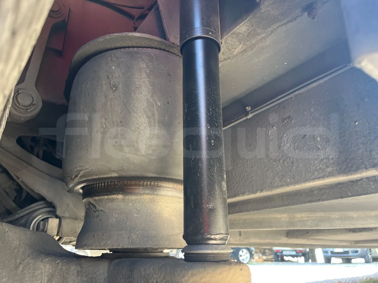 Mercedes-Benz Tourismo RHD L-EUR6-315Kw-13,99m - axel 2 air springs 1 left