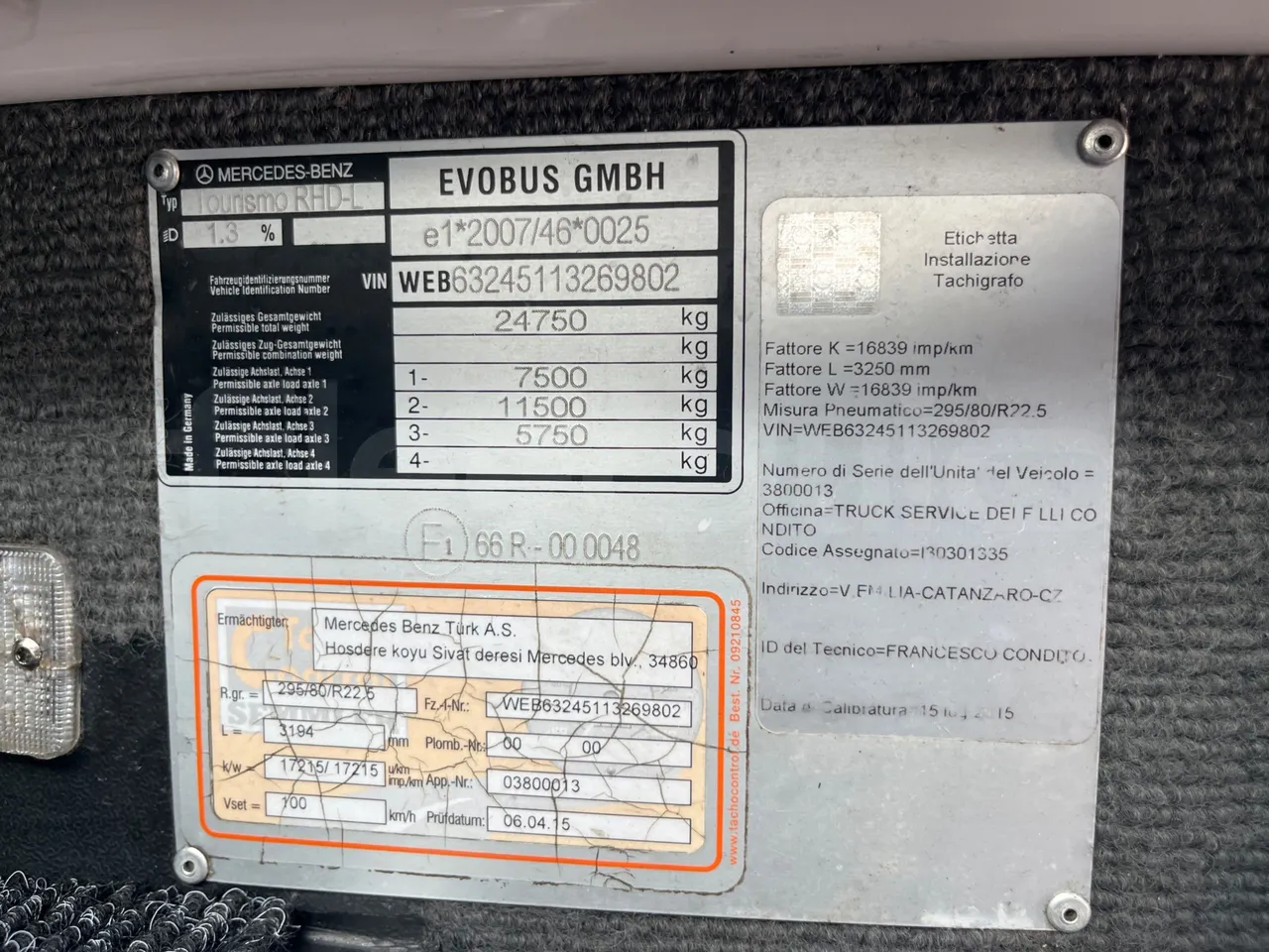 Mercedes-Benz Tourismo RHD L-EUR6-315Kw-13,99m - vehicle plate photo