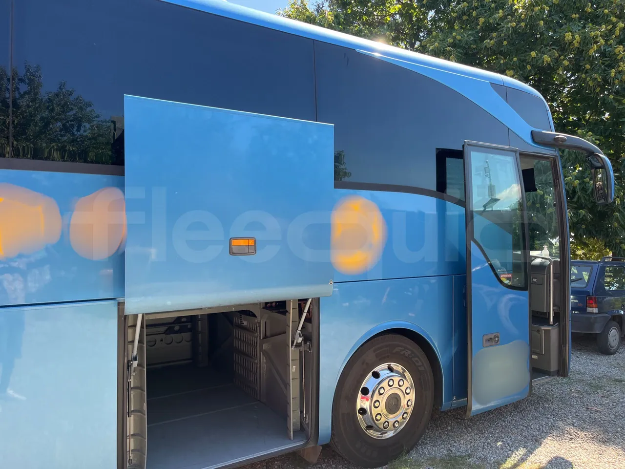 Mercedes-Benz Tourismo RHD L-EUR6-315Kw-13,99m - platform open photo