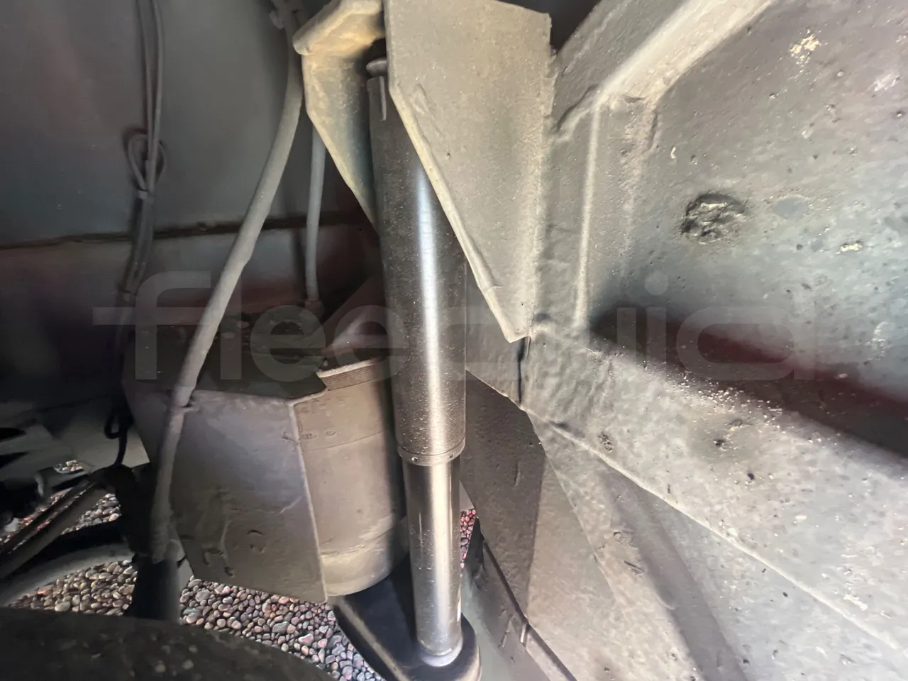 Mercedes-Benz Tourismo RHD L-EUR6-315Kw-13,99m - axel 3 shock absorbers 2 left