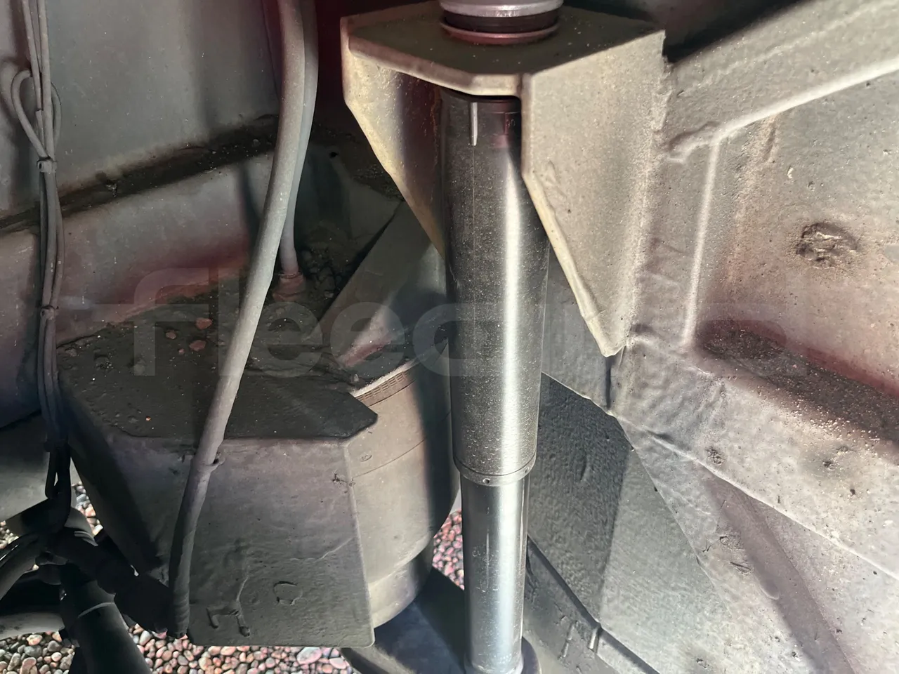 Mercedes-Benz Tourismo RHD L-EUR6-315Kw-13,99m - axle 2 shock absorbers 1 left