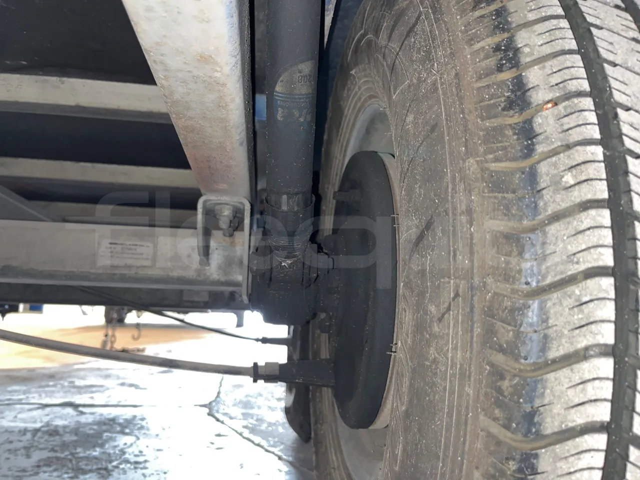 Benavent - Bradley IVM 3500 EH35 - vehicle plate photo