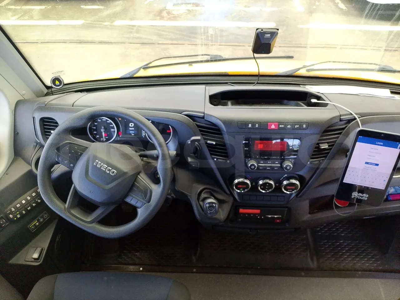 Iveco Indcar WGIVMY11 MOBI SCUOLABUS - EUR6 - 100Kw - 8,592m - onboard devices 1