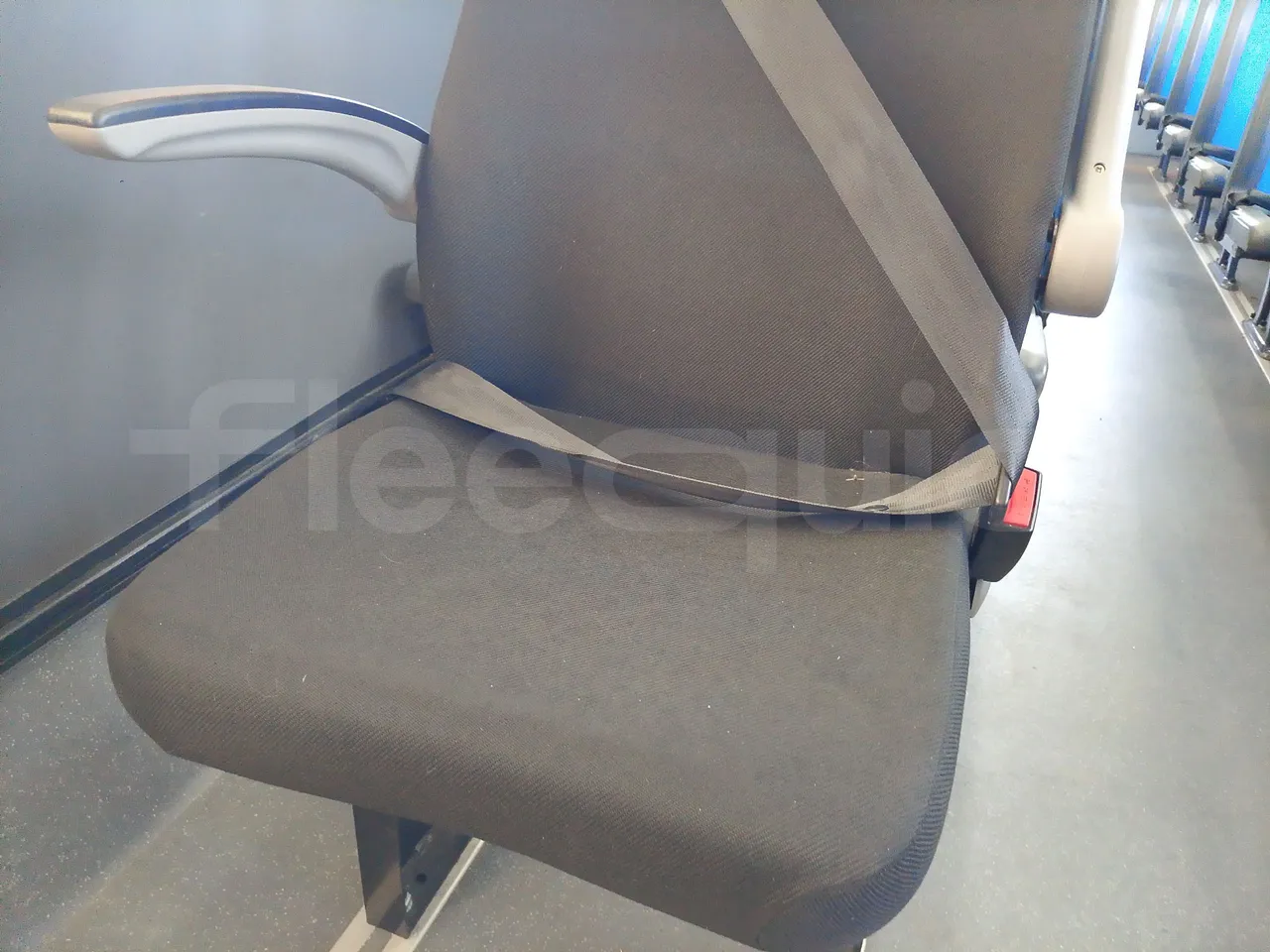 Iveco Indcar WGIVMY11 MOBI SCUOLABUS - EUR6 - 100Kw - 8,592m - armrest detail photo