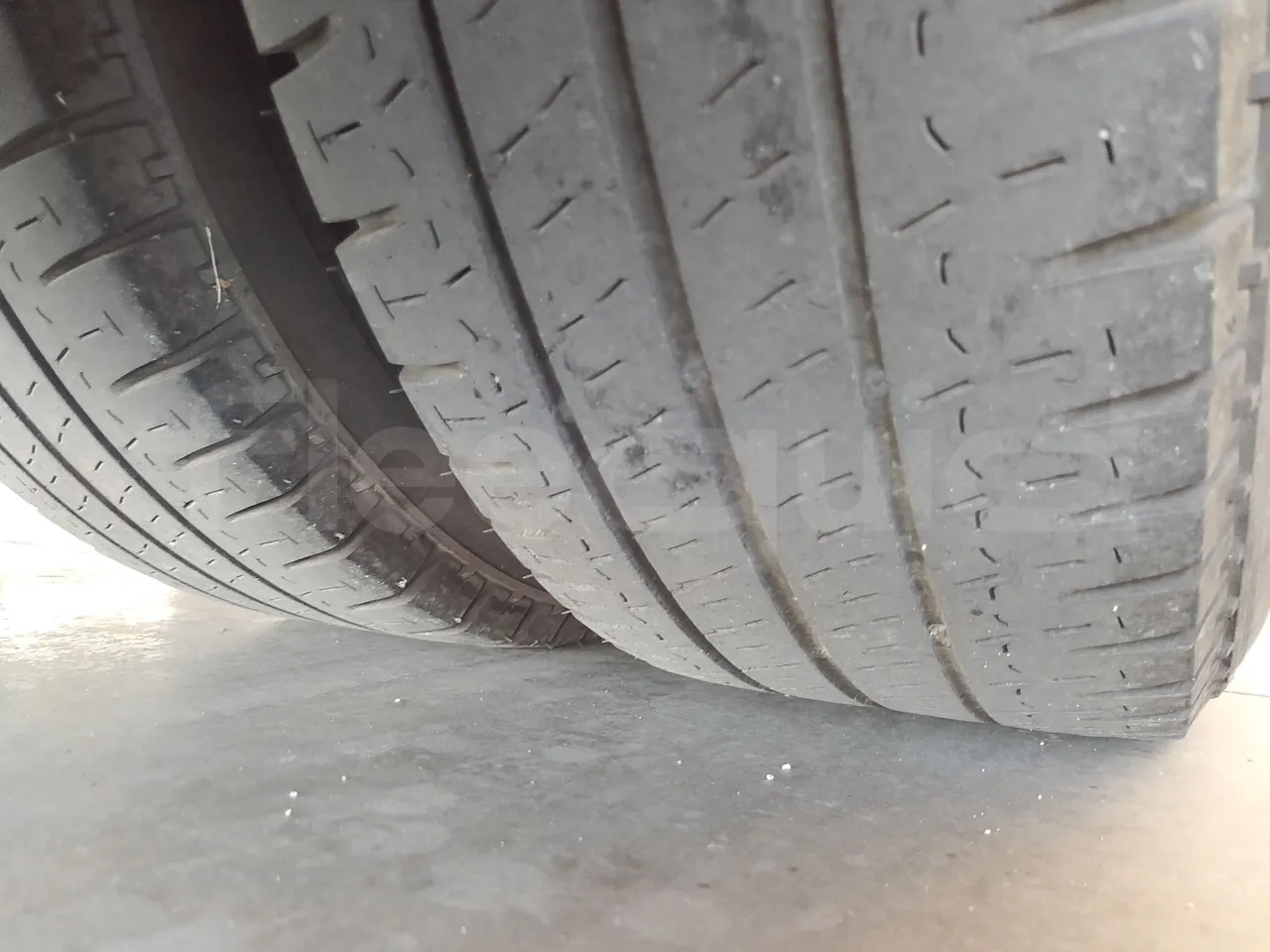 Iveco Indcar WGIVMY11 MOBI SCUOLABUS - EUR6 - 100Kw - 8,592m - tread condition front tires left