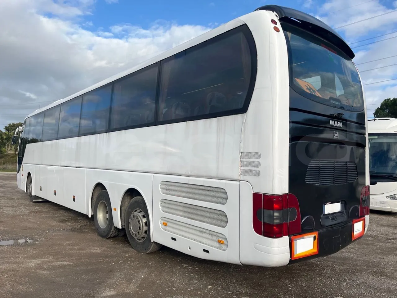 Man LIONS COACH L LION’S COACH L - Euro4 - 338kW - 13.901mt - 3/4 left rear side