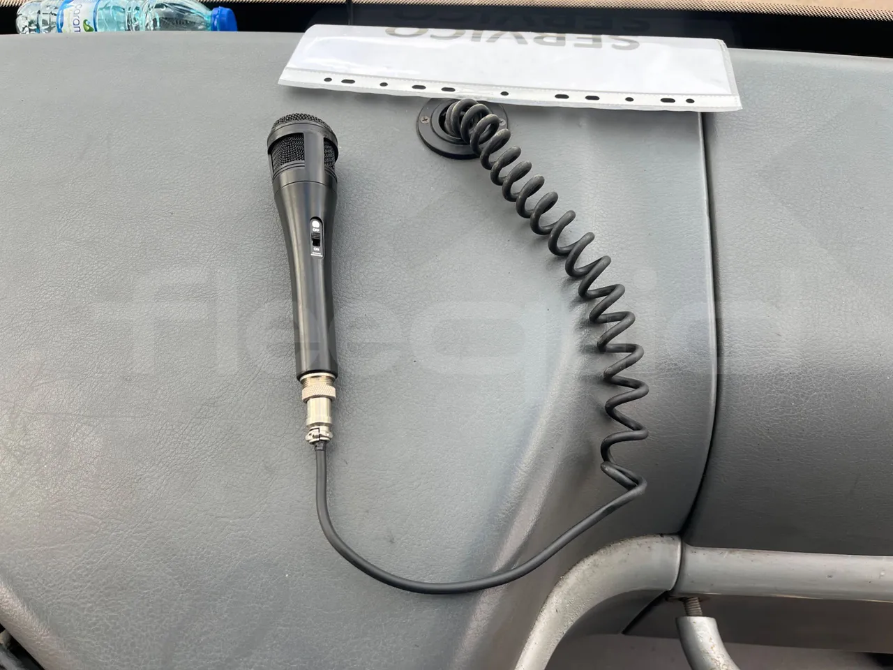 Man LIONS COACH L LION’S COACH L - Euro4 - 338kW - 13.901mt - hostes microphone accessories photo