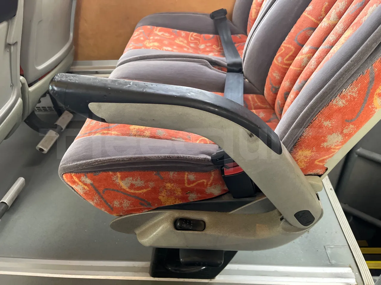 Man LIONS COACH L LION’S COACH L - Euro4 - 338kW - 13.901mt - armrest detail photo