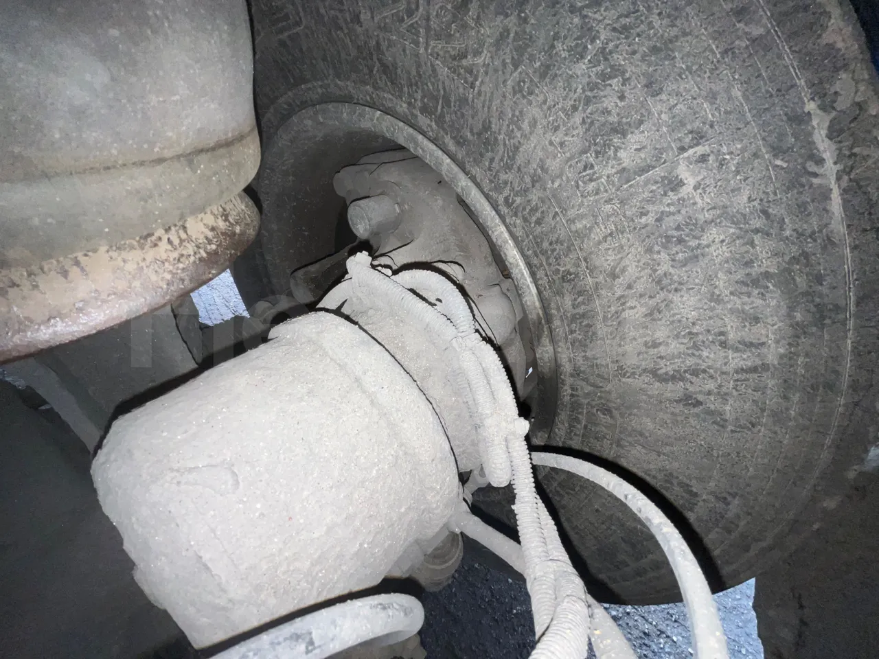 Man LIONS COACH L LION’S COACH L - Euro4 - 338kW - 13.901mt - axel 3 caliper brakes right