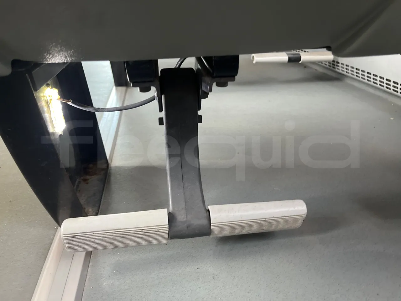 Man LIONS COACH L LION’S COACH L - Euro4 - 338kW - 13.901mt - footrest detail photo