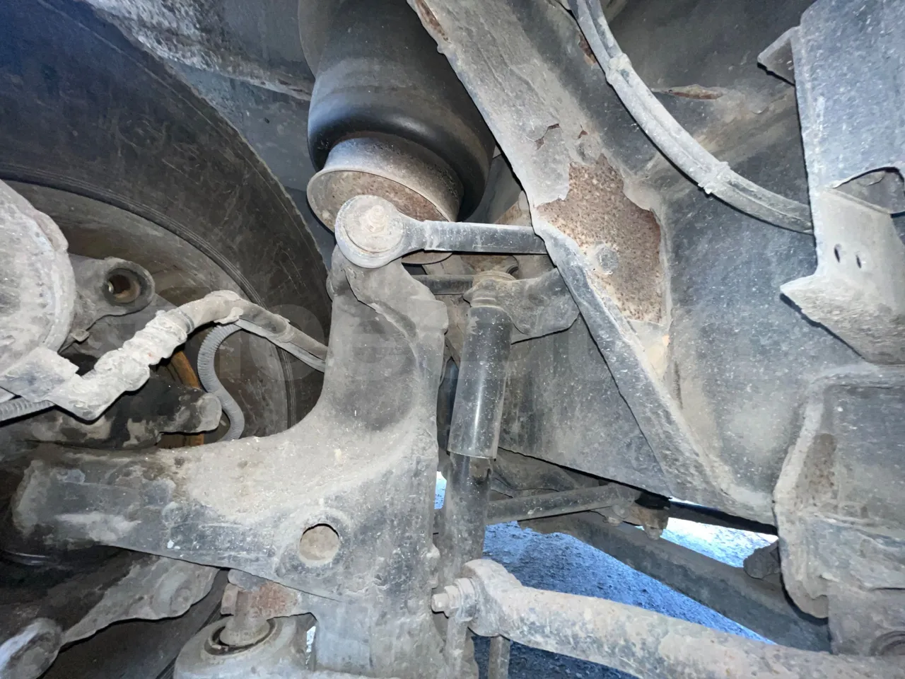 Man LIONS COACH L LION’S COACH L - Euro4 - 338kW - 13.901mt - front air springs right