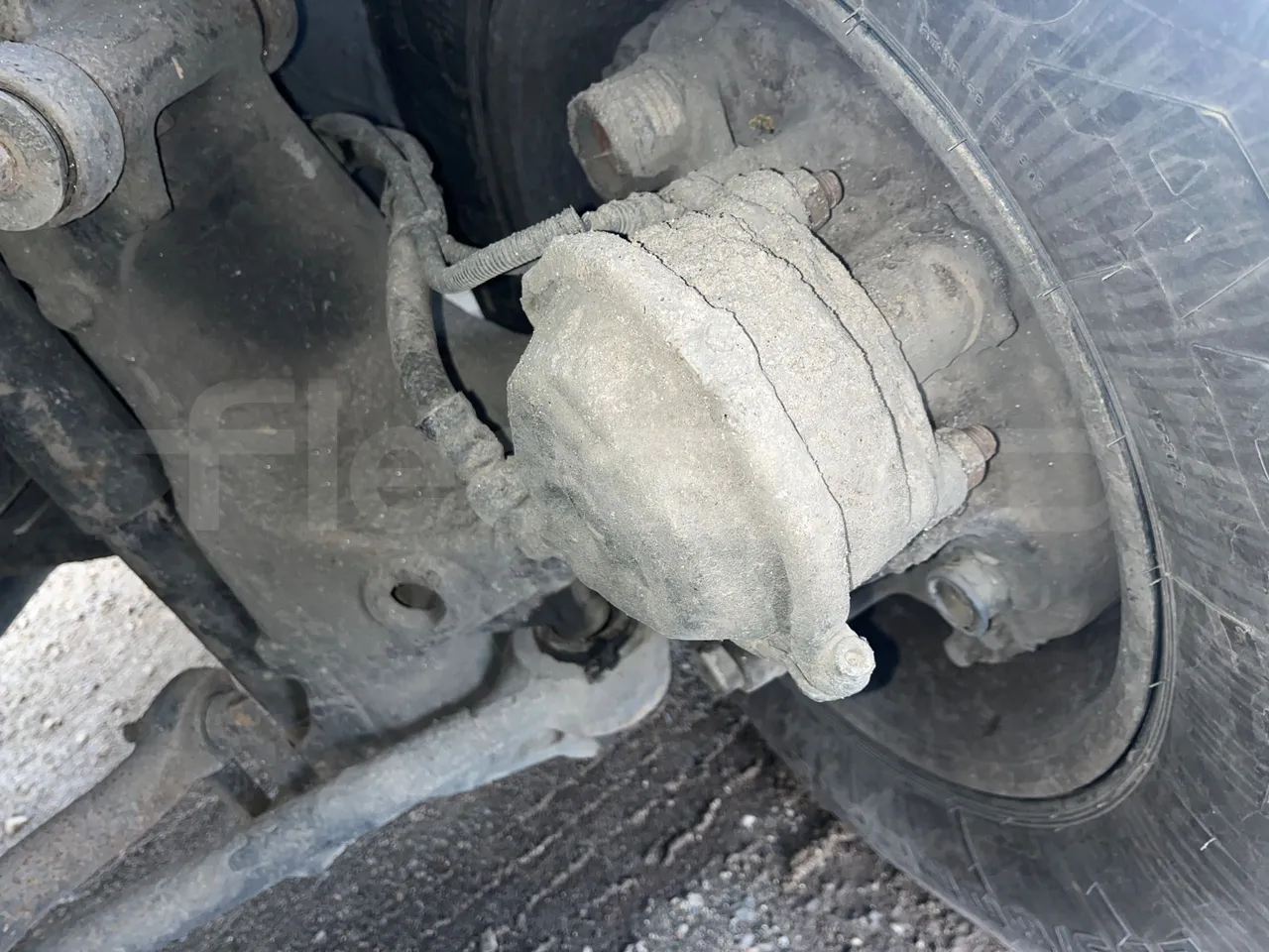 Man LIONS COACH L LION’S COACH L - Euro4 - 338kW - 13.901mt - front brake calipers left