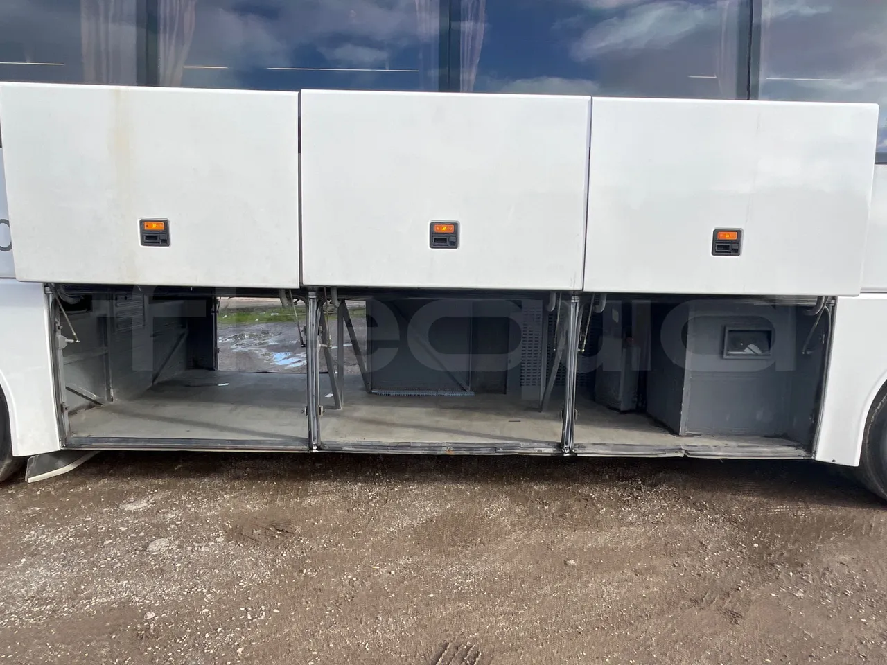 Man LIONS COACH L LION’S COACH L - Euro4 - 338kW - 13.901mt - luggage rack photo