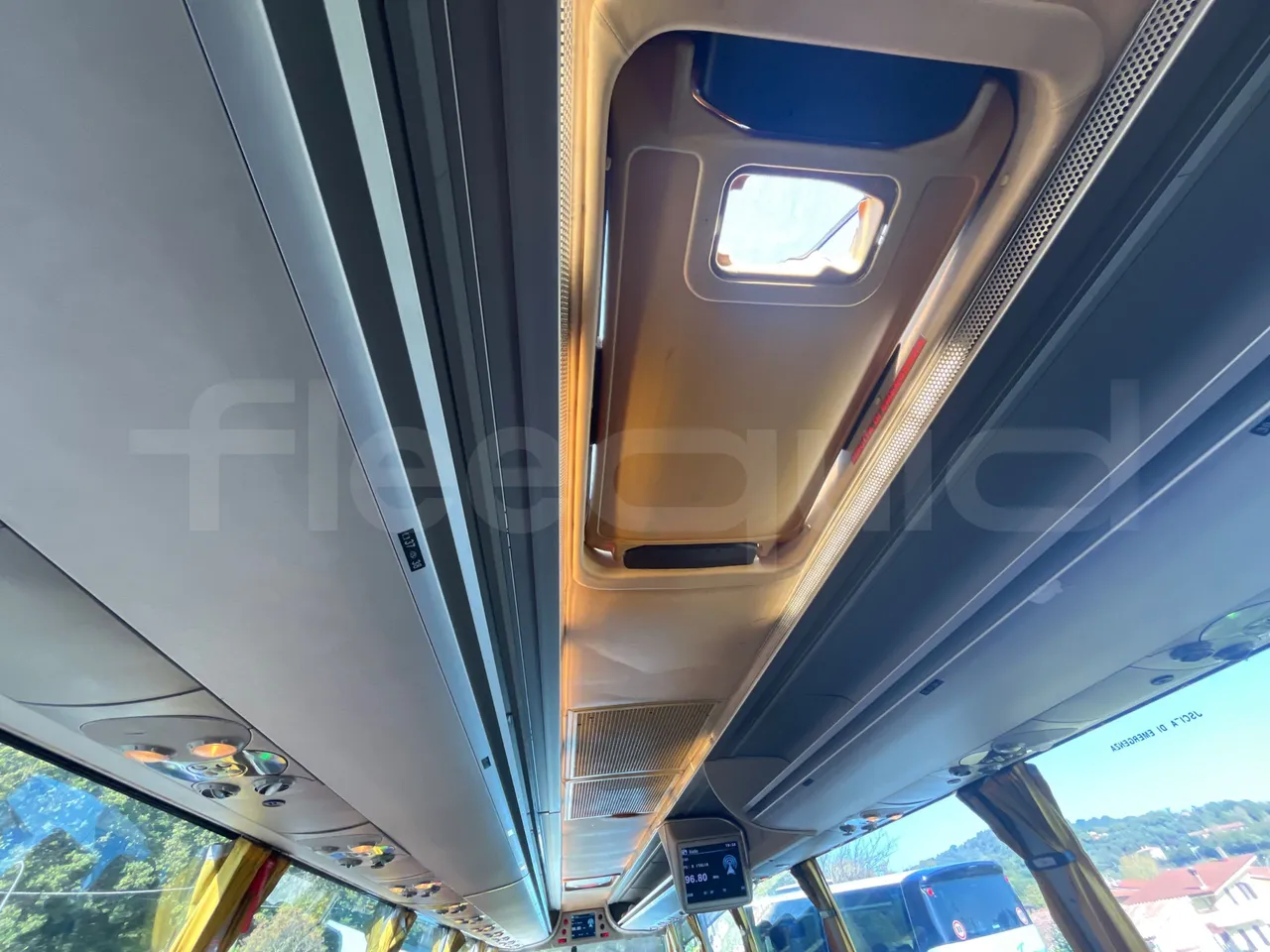 Beulas Scania Aura Scania K124 - Euro3 - 309kW - 12mt - camera accessories photo