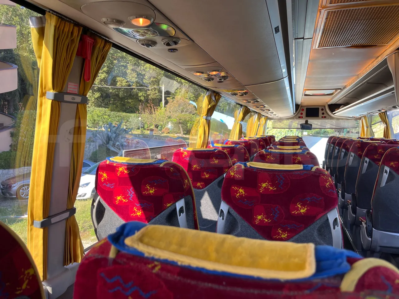 Beulas Scania Aura Scania K124 - Euro3 - 309kW - 12mt - folding seat photo