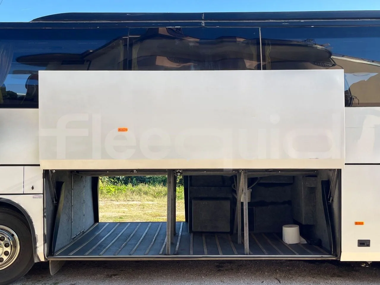 Beulas Scania Aura Scania K124 - Euro3 - 309kW - 12mt - luggage rack photo