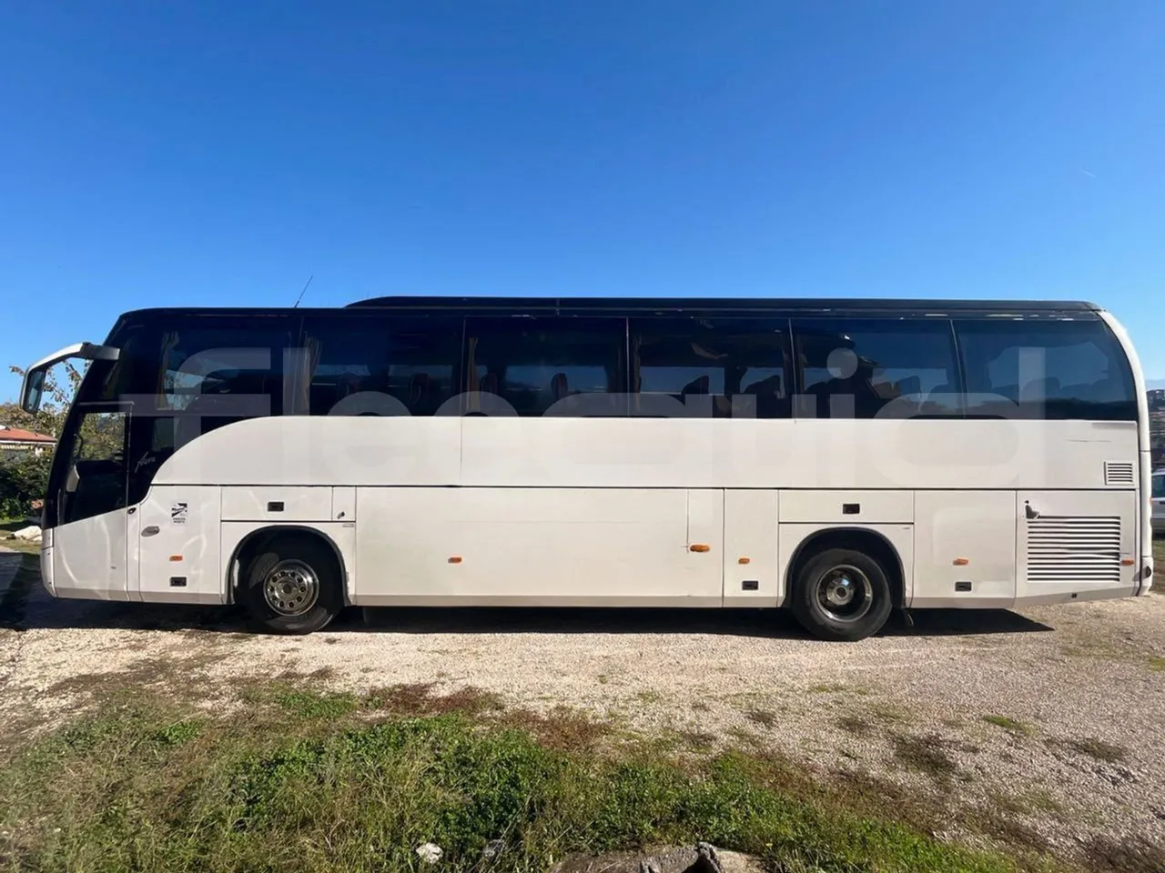 Beulas Scania Aura Scania K124 - Euro3 - 309kW - 12mt - left side photo