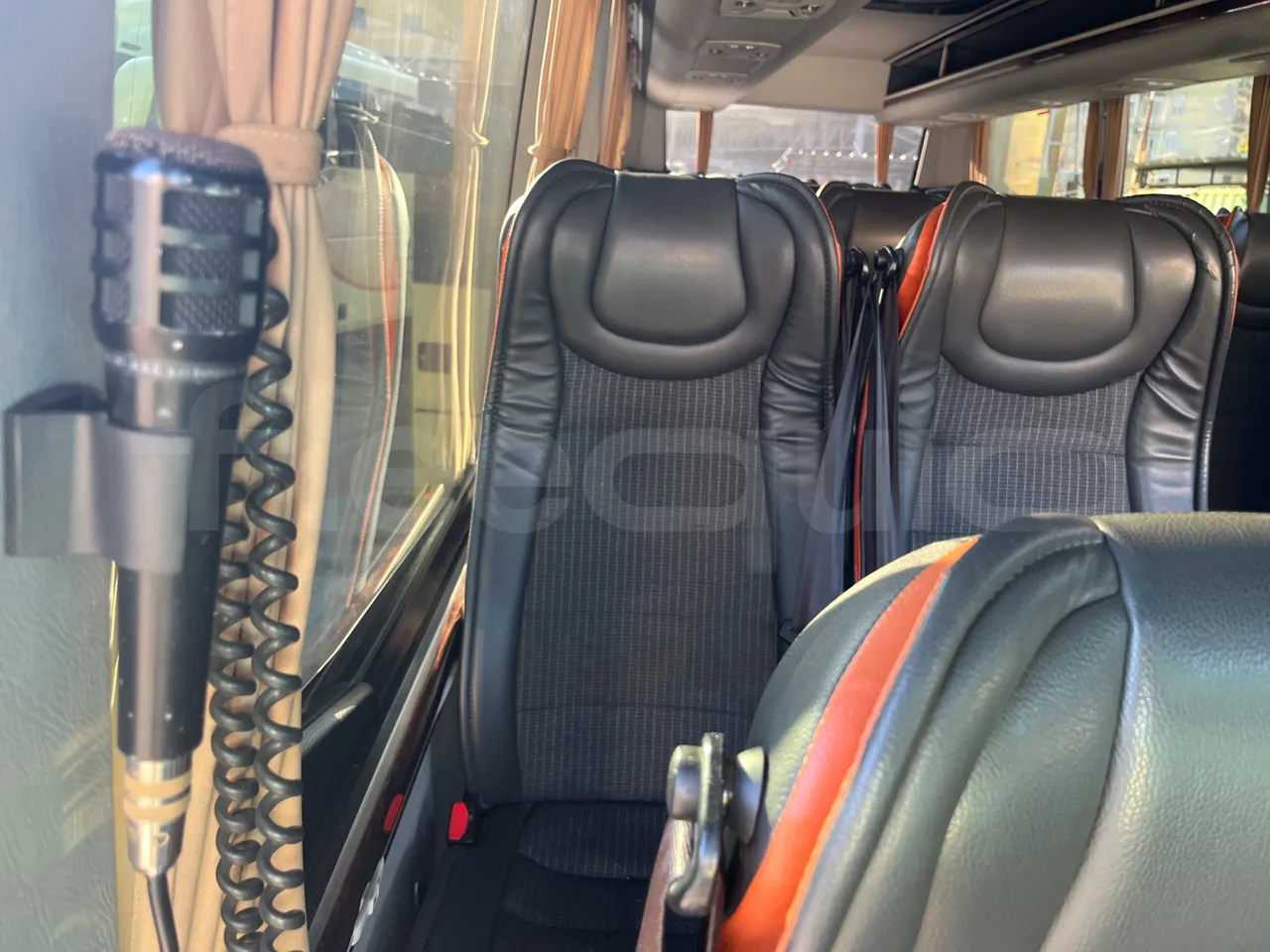 Iveco Daily CARIND - Euro6 - 132kW - 8.400mt - hostes microphone accessories photo
