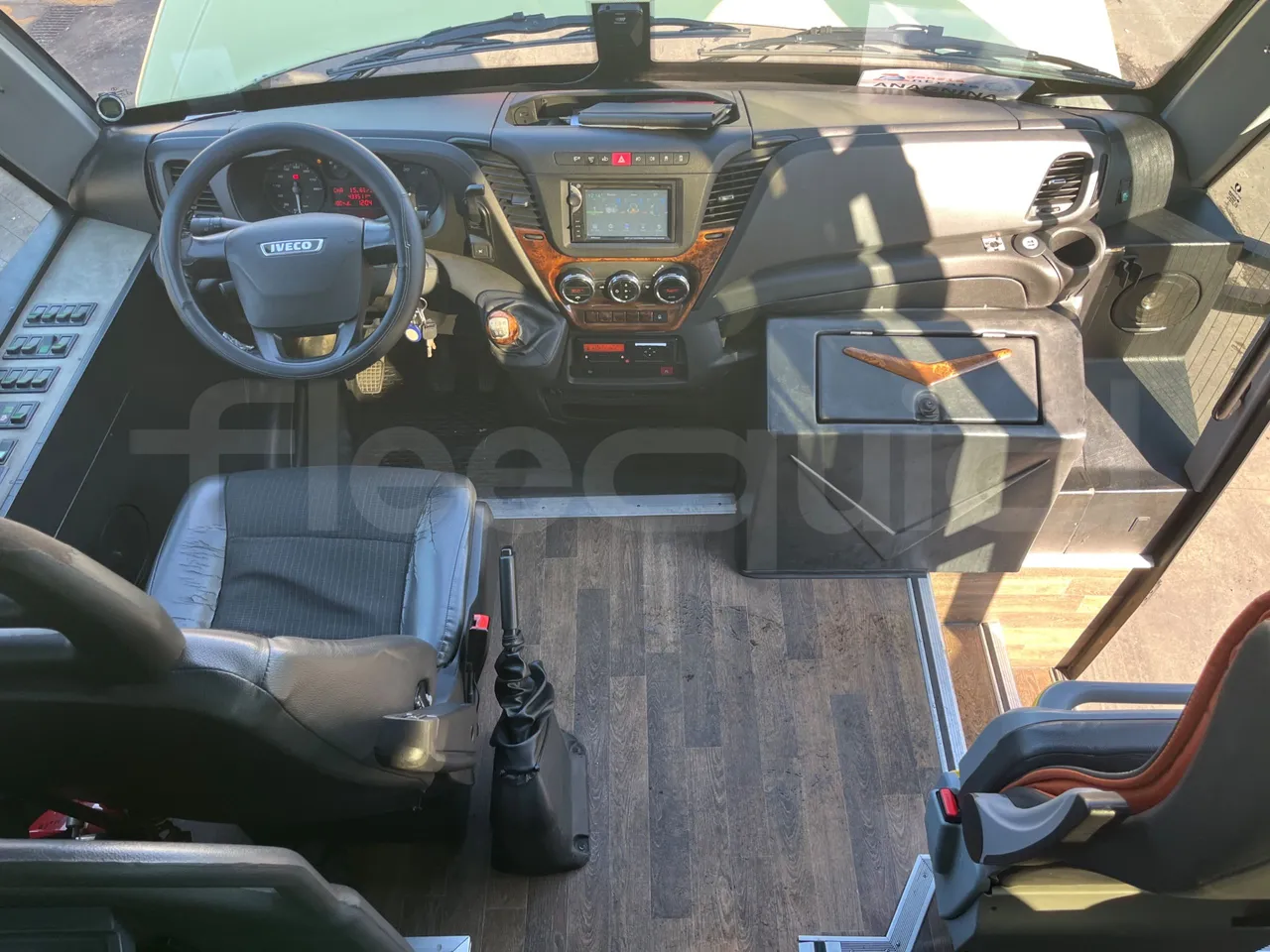 Iveco Daily CARIND - Euro6 - 132kW - 8.400mt - buttons panels on