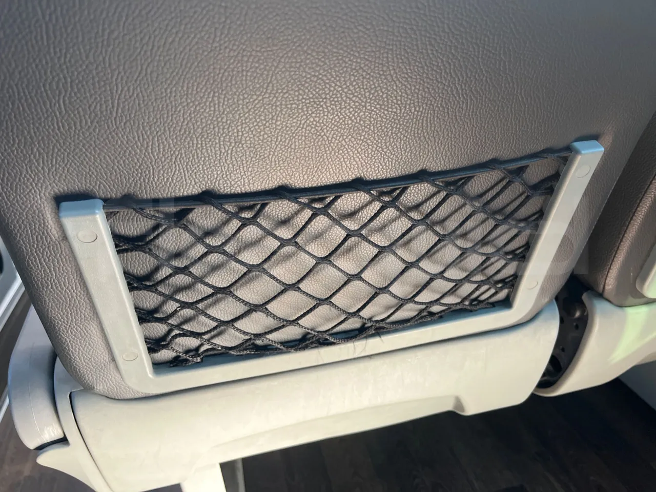 Iveco Daily CARIND - Euro6 - 132kW - 8.400mt - mesh detail photo