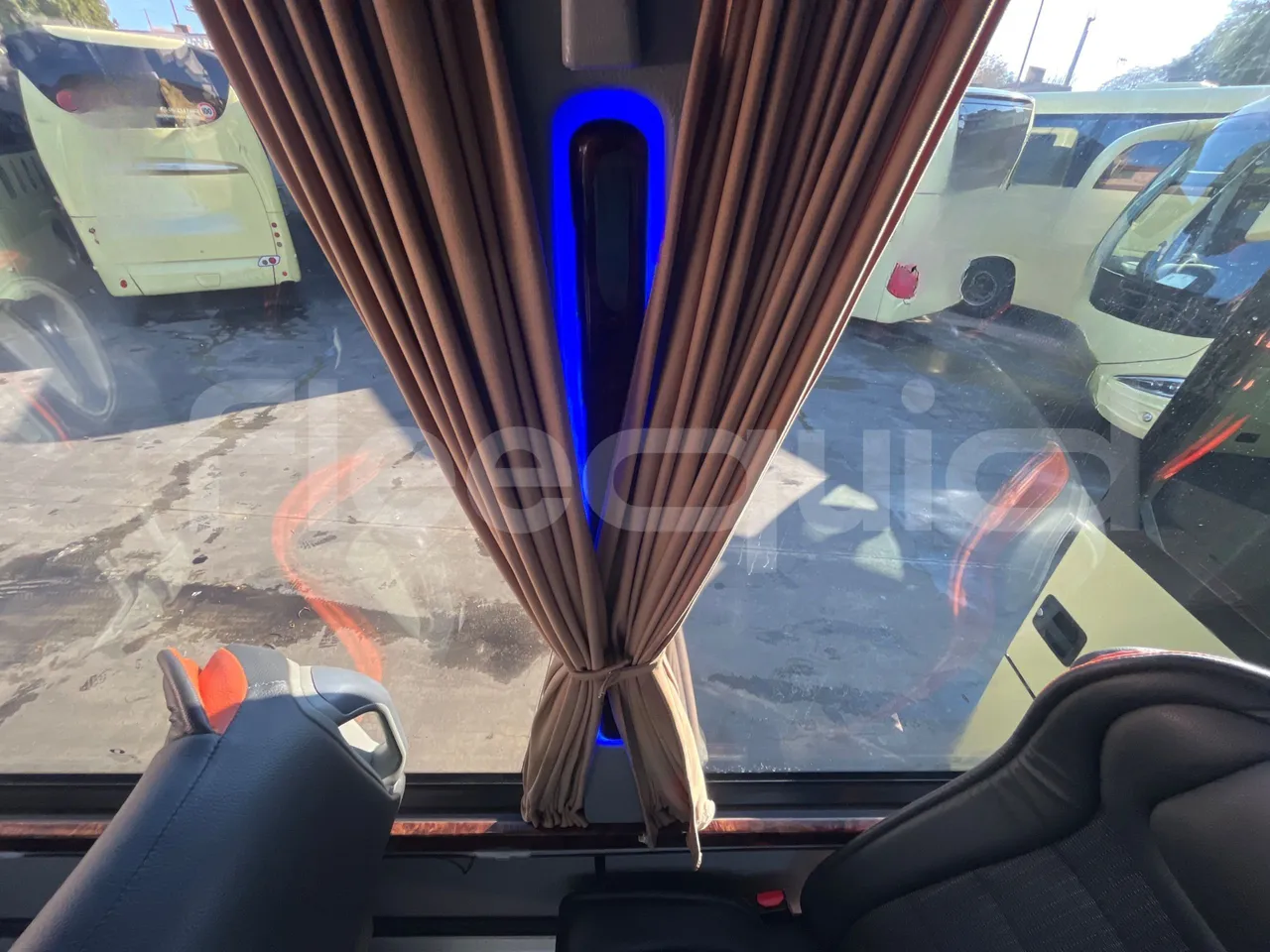 Iveco Daily CARIND - Euro6 - 132kW - 8.400mt - disabled area photo