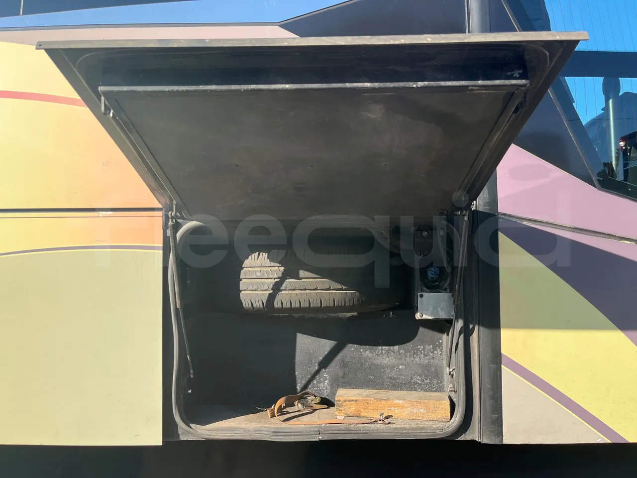 Iveco Daily CARIND - Euro6 - 132kW - 8.400mt - spare wheel