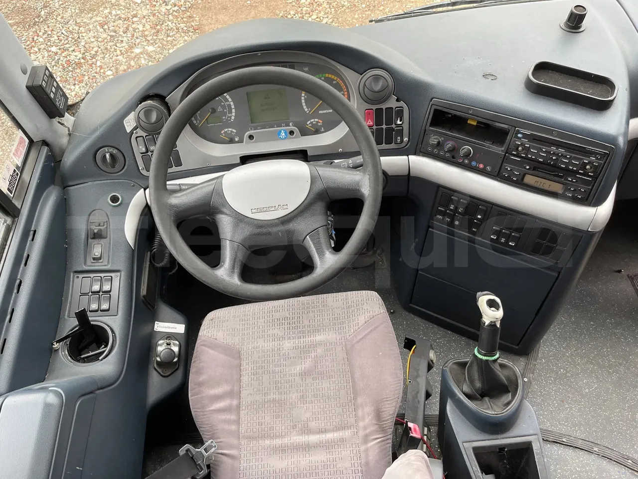 Neoplan P22 N 2216/3 SHDL - buttons panels on