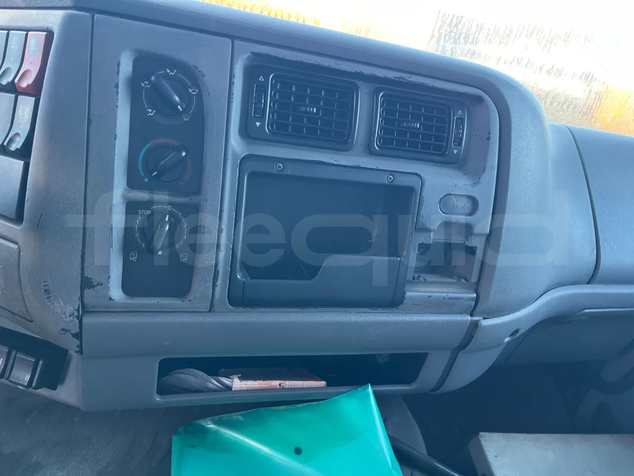 Renault V.I. 45ACA5.ED - Euro3 - 158kW - 7.558mt - onboard devices 2