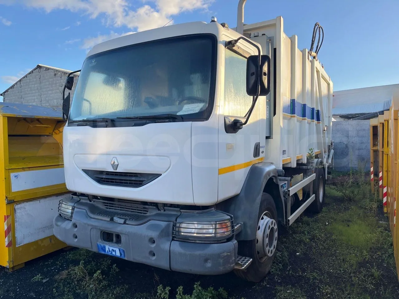 Renault V.I. 45ACA5.ED - Euro3 - 158kW - 7.558mt - Base cover photo