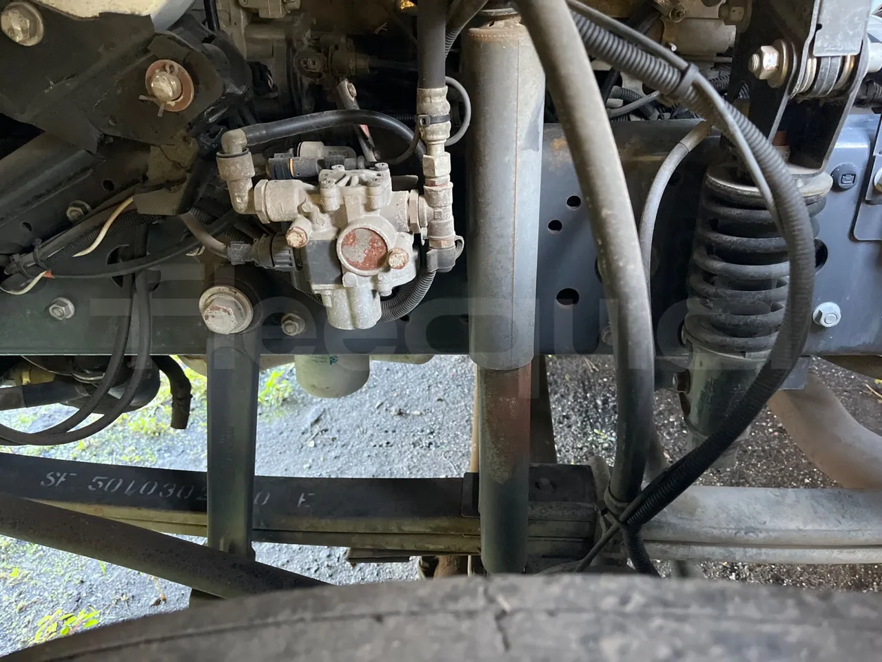 Renault V.I. 45ACA5.ED - Euro3 - 158kW - 7.558mt - front shock absorbers left