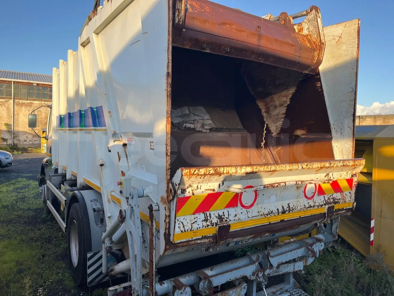 Renault V.I. 45ACA5.ED - Euro3 - 158kW - 7.558mt - luggage rack photo