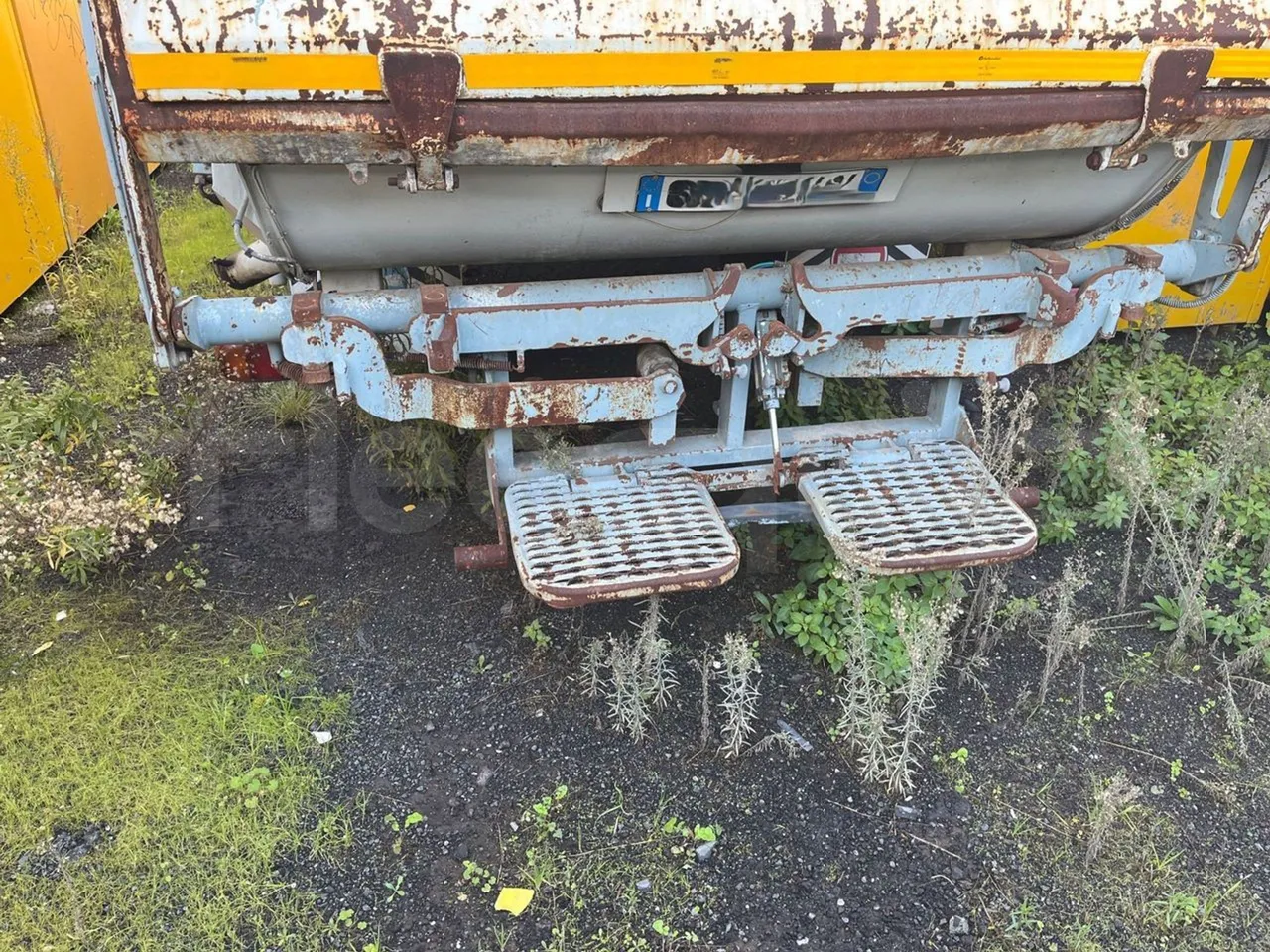 Renault V.I. 45ACA5.ED - Euro3 - 158kW - 7.558mt - platform open photo