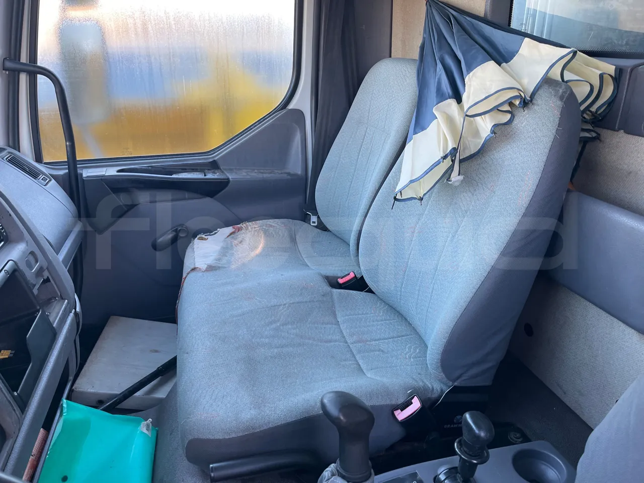 Renault V.I. 45ACA5.ED - Euro3 - 158kW - 7.558mt - hostess seat photo