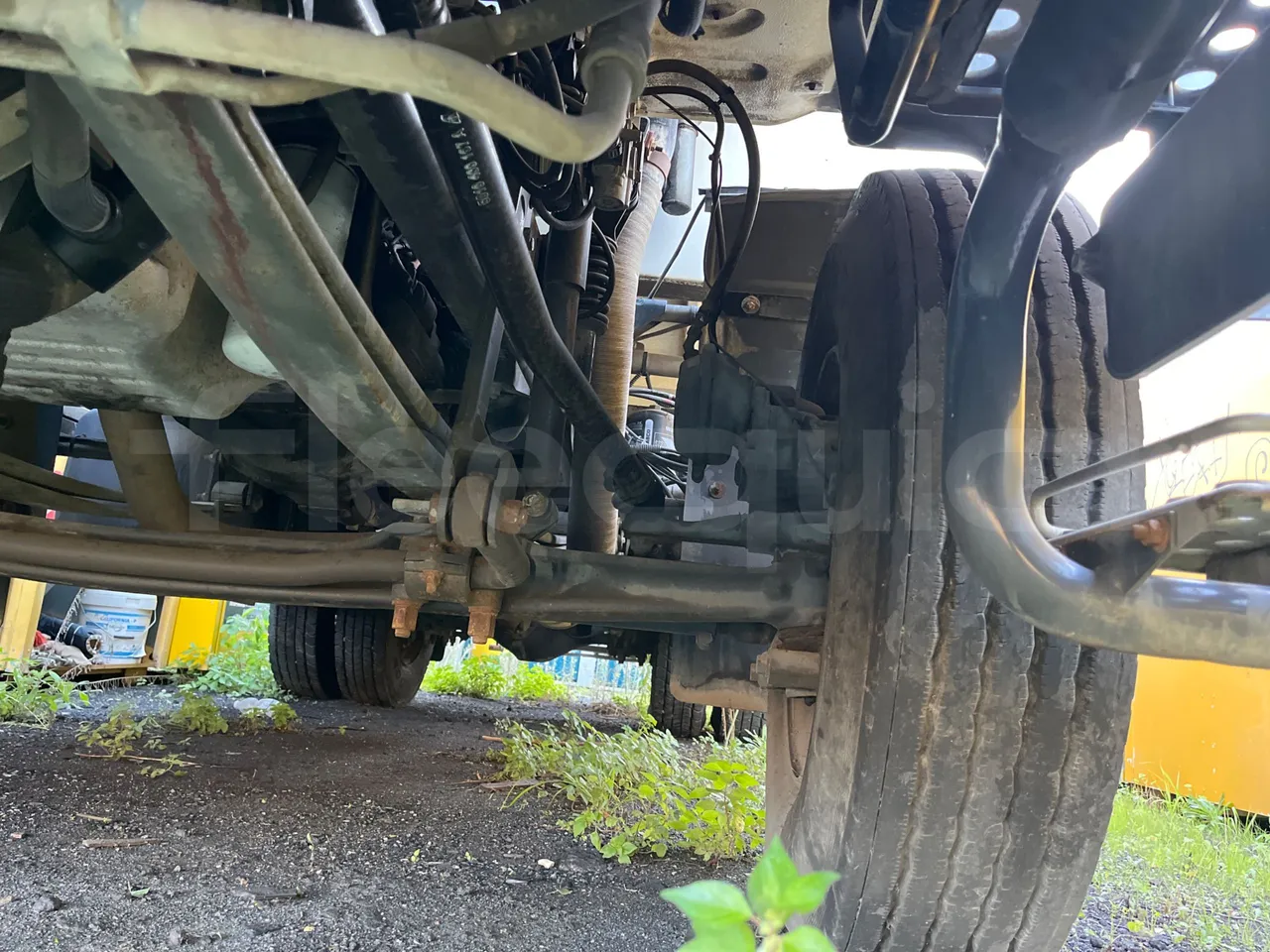 Renault V.I. 45ACA5.ED - Euro3 - 158kW - 7.558mt - front axle left side