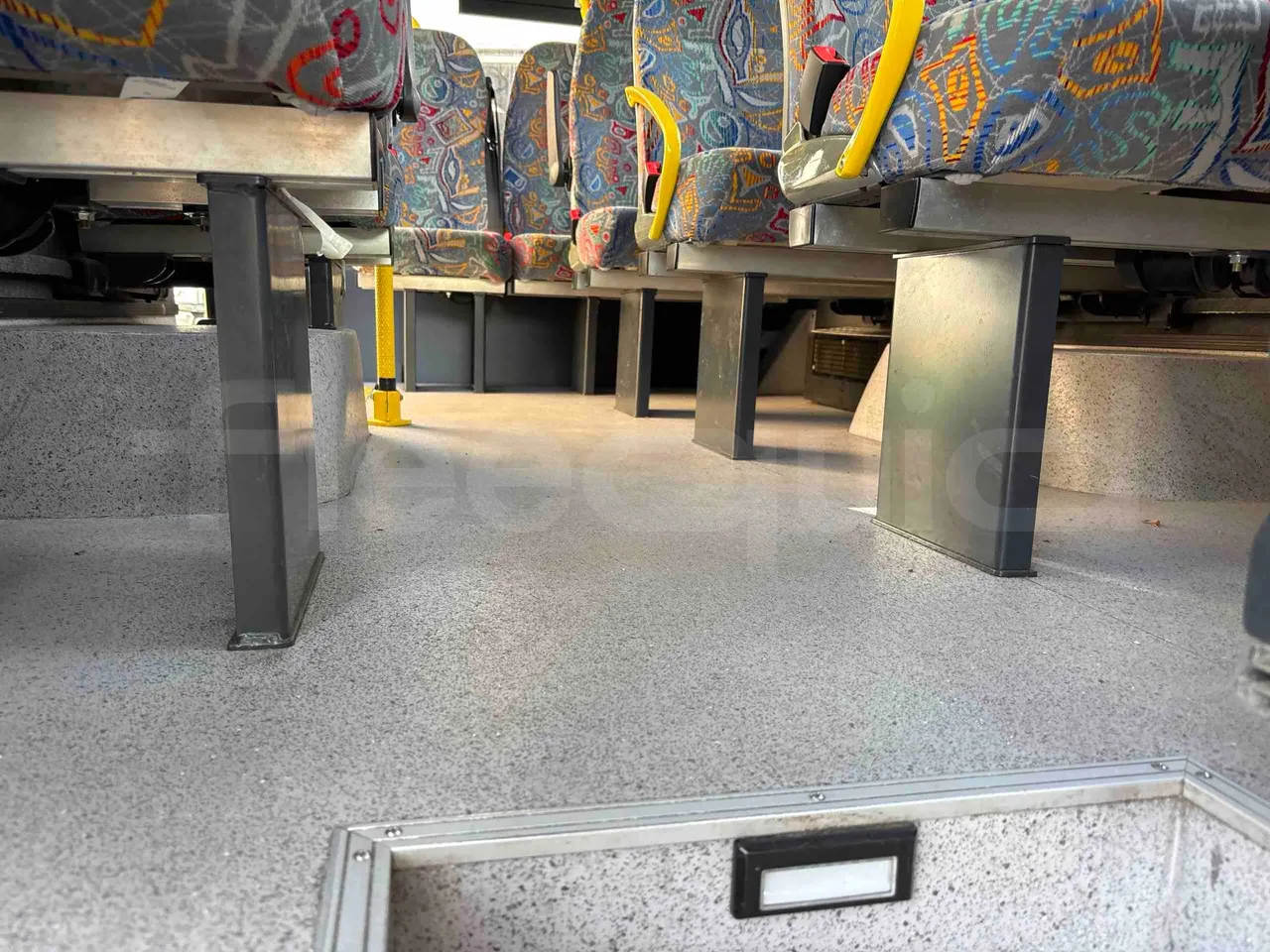 Mercedes-Benz Sprinter - seat brackets photo