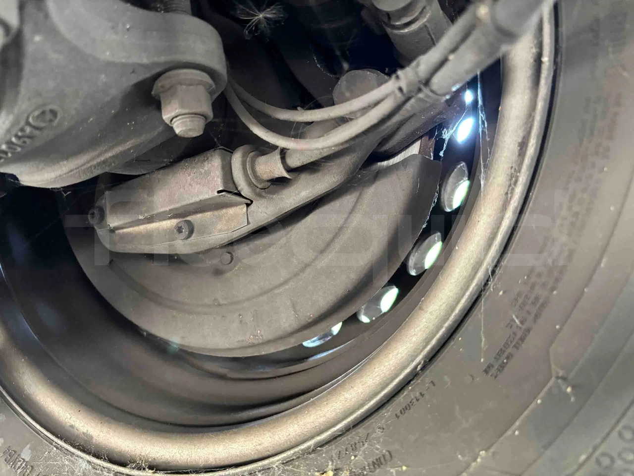 Mercedes-Benz Sprinter - axle 2 discs left