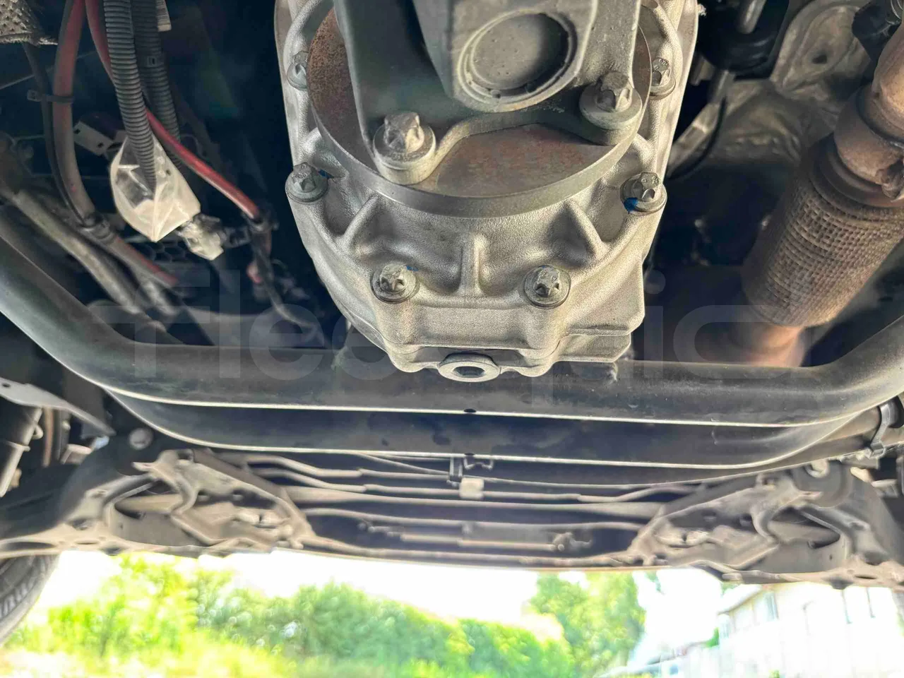 Mercedes-Benz Sprinter - front axle central
