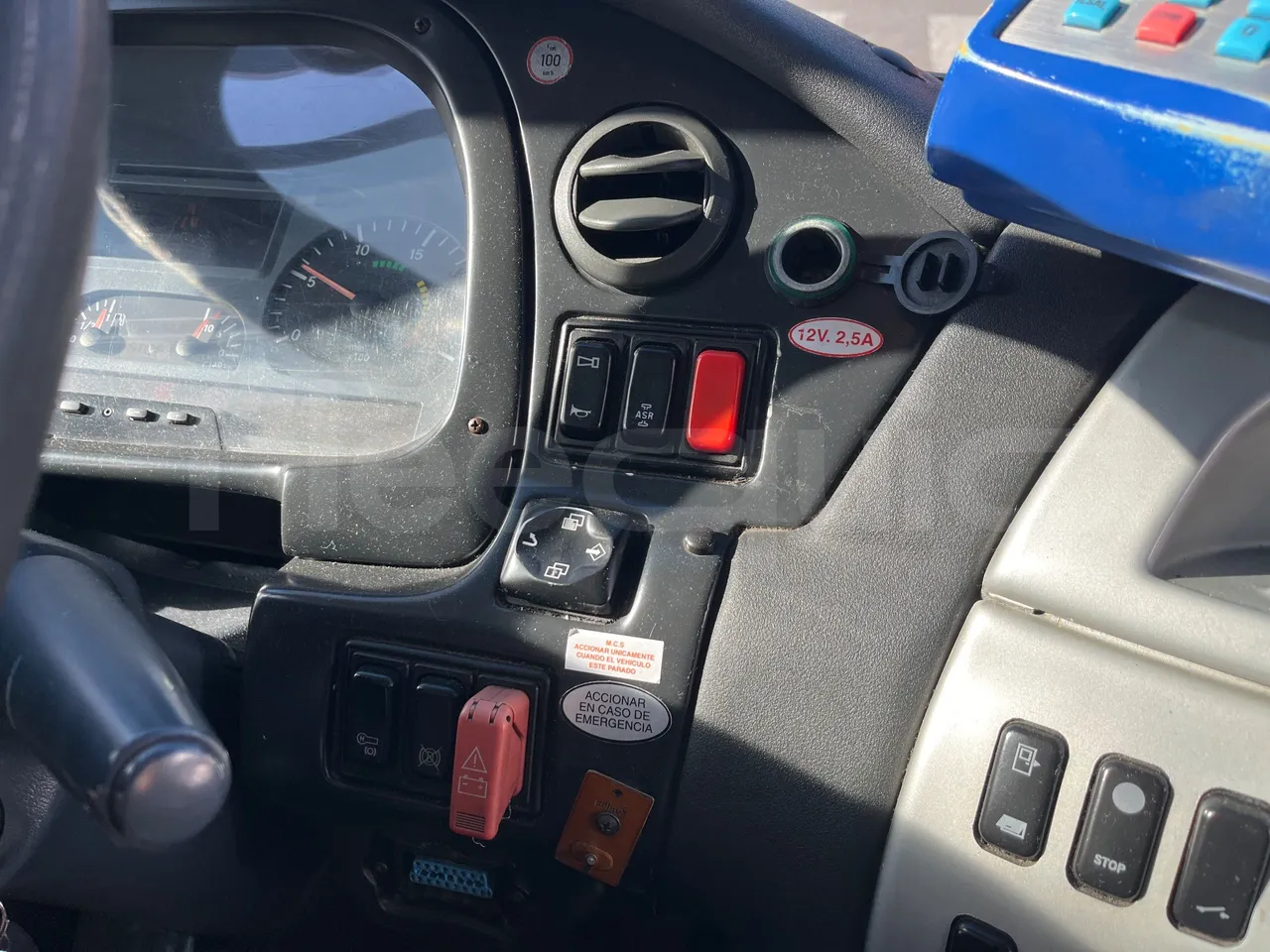 Mercedes-Benz OC 500 RF 1842 -EUR5 - 315kW -12.920m - onboard devices 2