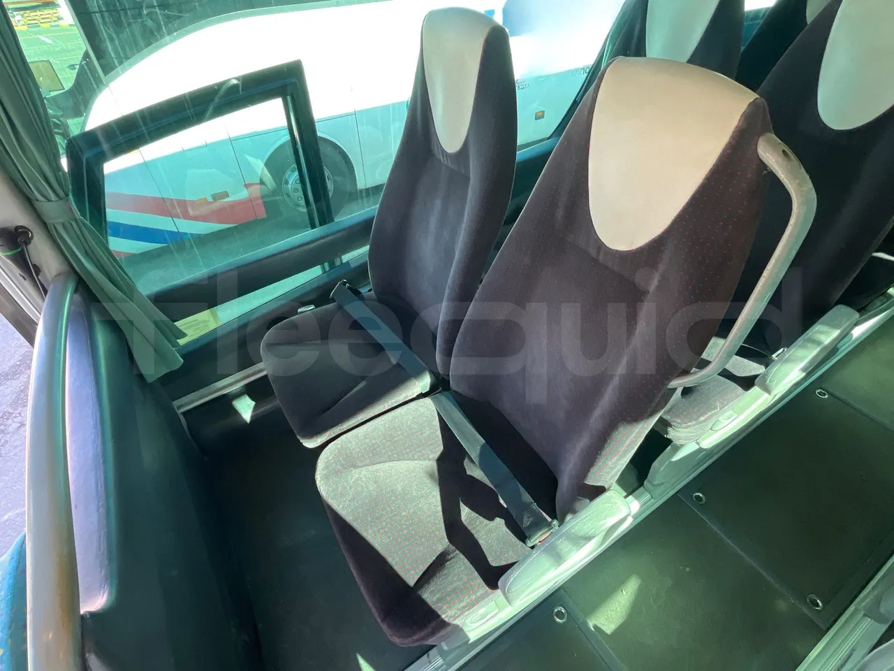 Mercedes-Benz OC 500 RF 1842 -EUR5 - 315kW -12.920m - single seat detail