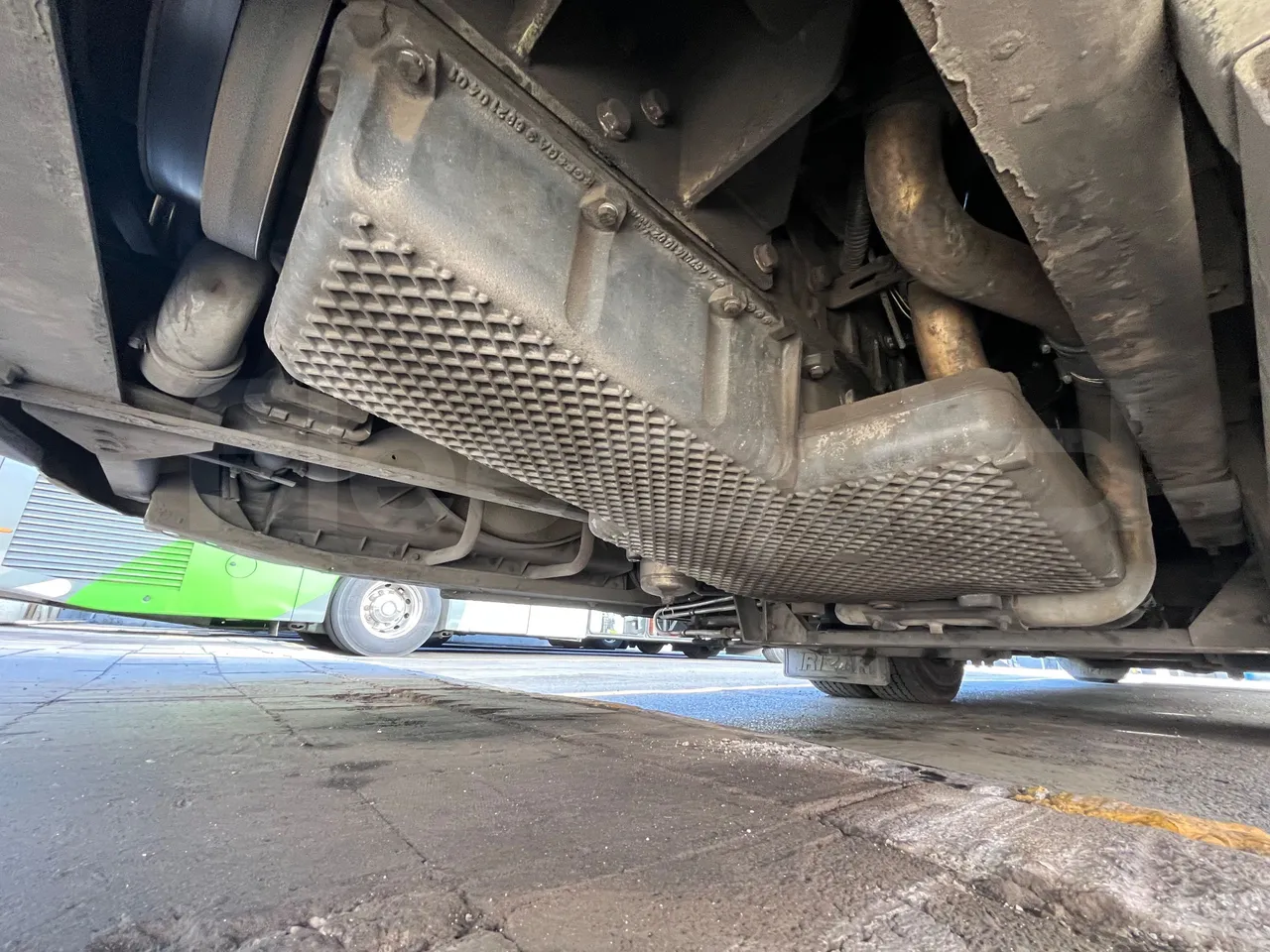 Mercedes-Benz OC 500 RF 1842 -EUR5 - 315kW -12.920m - engine without protection