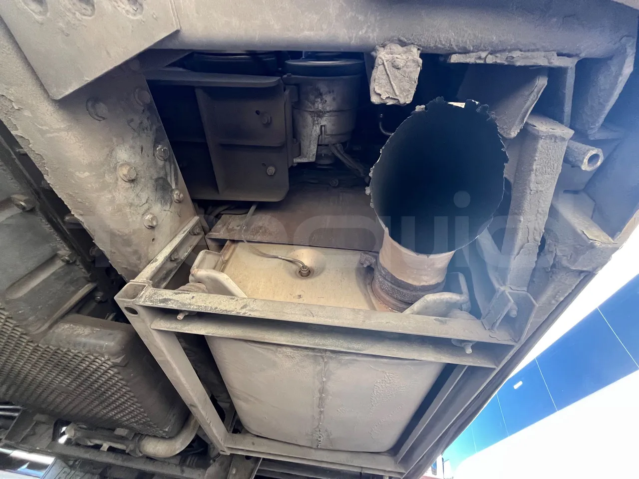 Mercedes-Benz OC 500 RF 1842 -EUR5 - 315kW -12.920m - exhaust photo