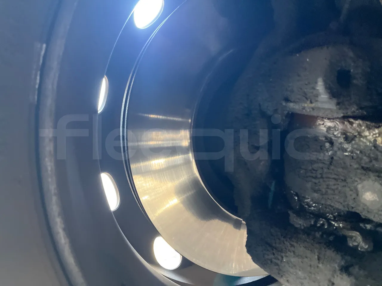 Mercedes-Benz OC 500 RF 1842 -EUR5 - 315kW -12.920m - front discs left