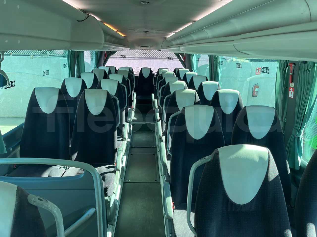 Mercedes-Benz OC 500 RF 1842 -EUR5 - 315kW -12.920m - reverse view middle aisle