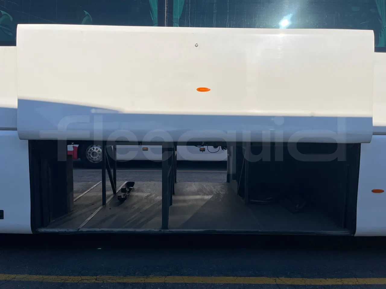 Mercedes-Benz OC 500 RF 1842 -EUR5 - 315kW -12.920m - luggage rack photo