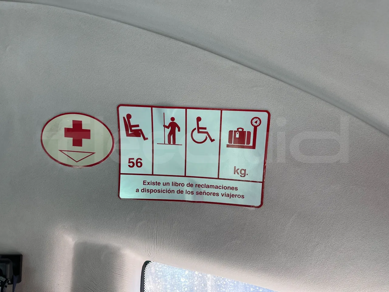 Mercedes-Benz OC 500 RF 1842 -EUR5 - 315kW -12.920m - seat plate photo