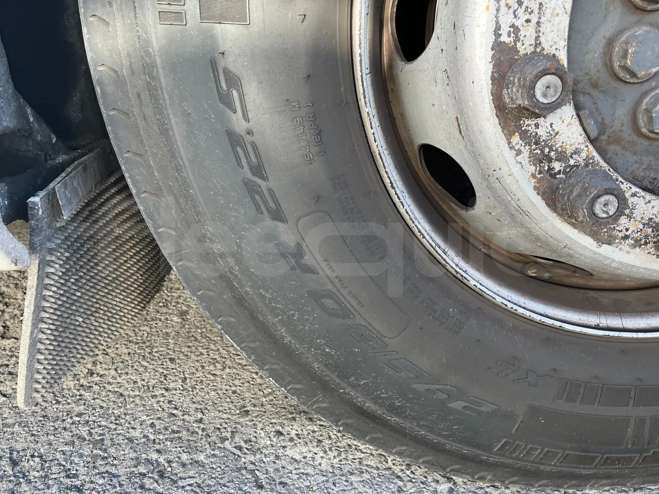 Mercedes-Benz OC 500 RF 1842 -EUR5 - 315kW -12.920m - rear left tire photo